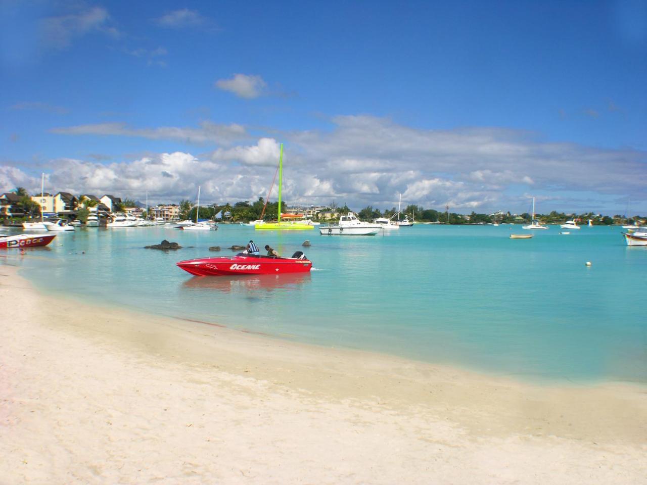 Villa Oasis Pereybere Beach エクステリア 写真